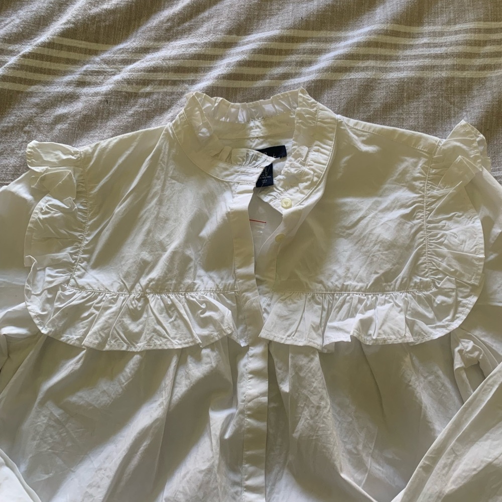 Gap Button Down Blouse, Never Worn. 100% Cotton. - image 3
